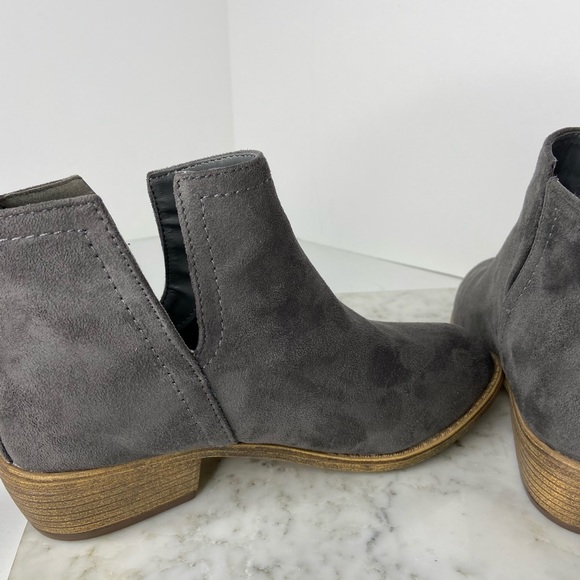 New Journee Collection Gray Faux Suede Ankle Boots - Picture 6 of 10